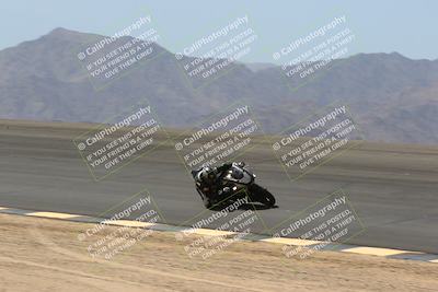 media/Apr-10-2022-SoCal Trackdays (Sun) [[f104b12566]]/Bowl (11am)/